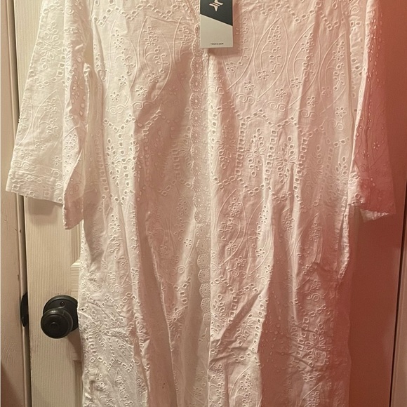 NWT Tuckernuck Provincial Eyelet Cote D’Azur Caftan, M - Picture 2 of 6